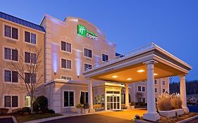 Holiday Inn Express Milford